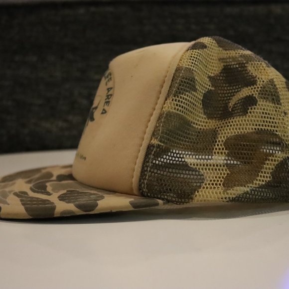 Vintage Snap Back, Adjustable Farmer Hunting Mesh Trucker Hat - Picture 4 of 6